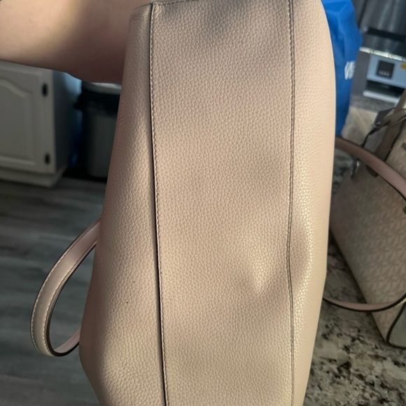 Michael Kors Pink Tote Bag - Picture 4 of 4